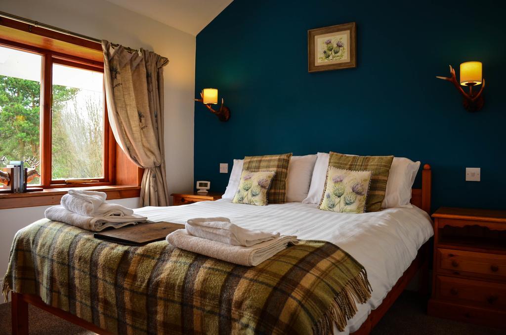 Ardlogie Guest House Aviemore Exterior photo