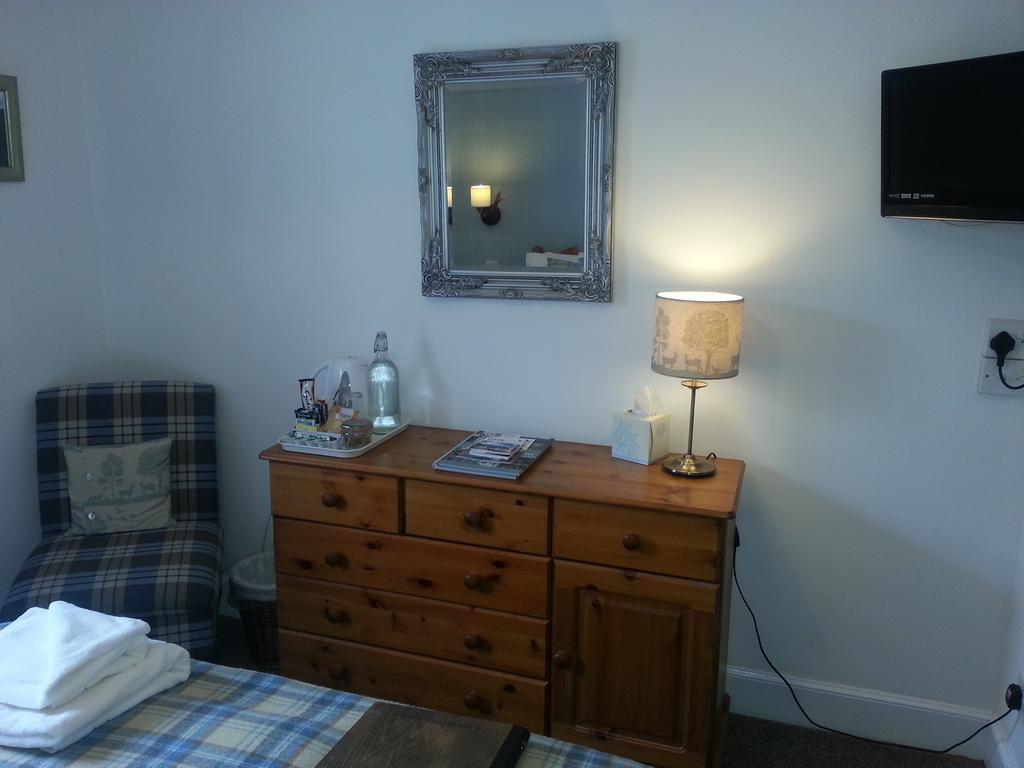 Ardlogie Guest House Aviemore Exterior photo