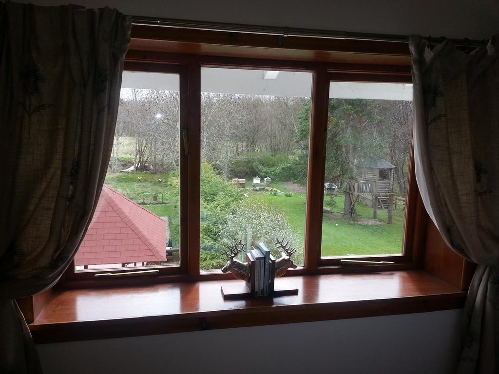 Ardlogie Guest House Aviemore Exterior photo